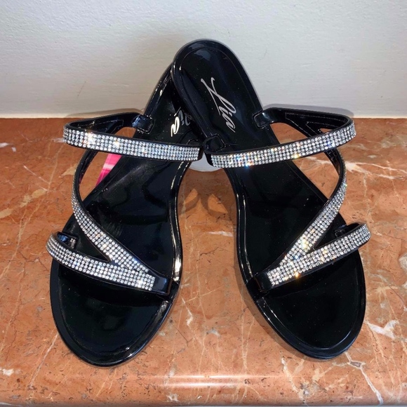 Lia Shoes - New Black Rhinestone Flat Jelly Sandals